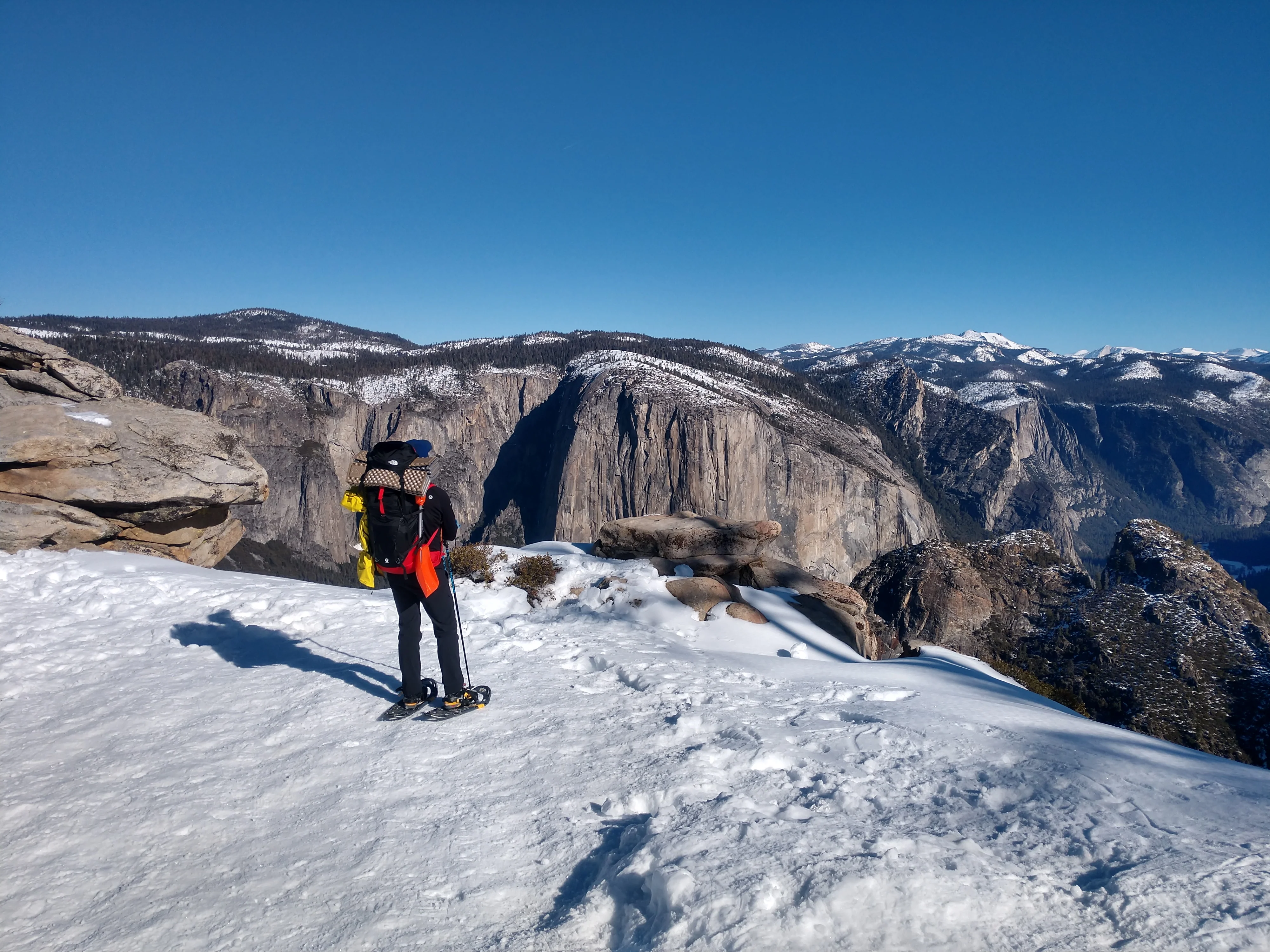 Snowshoeing Yosemite: Valley Overlook - Image 10
