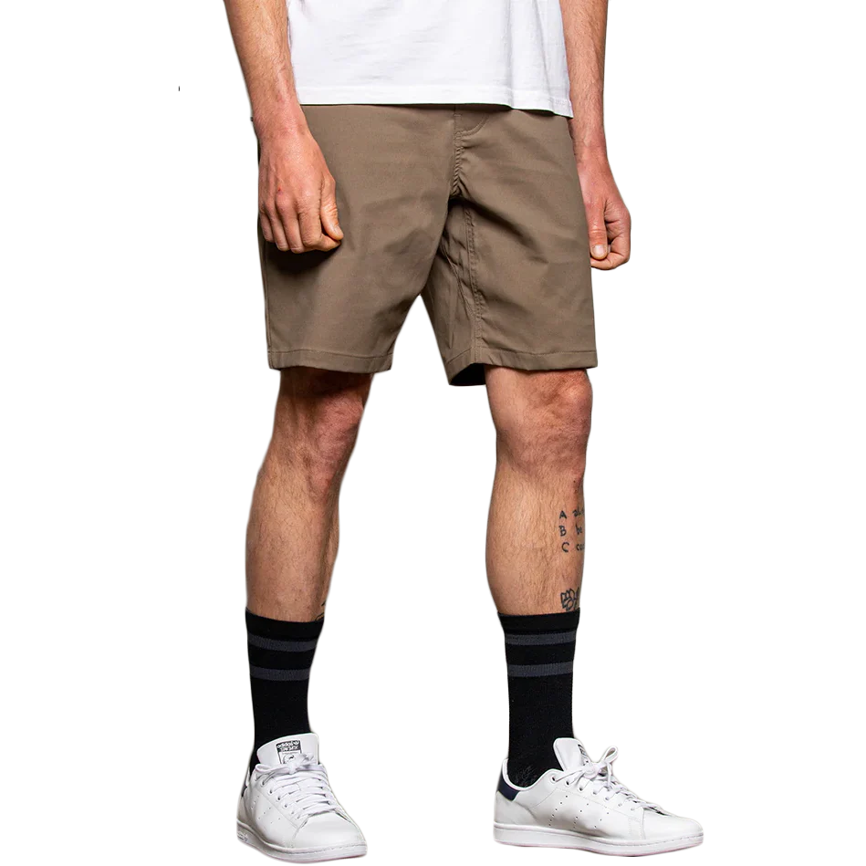 Men's Everywhere Hybrid Short - Image 3