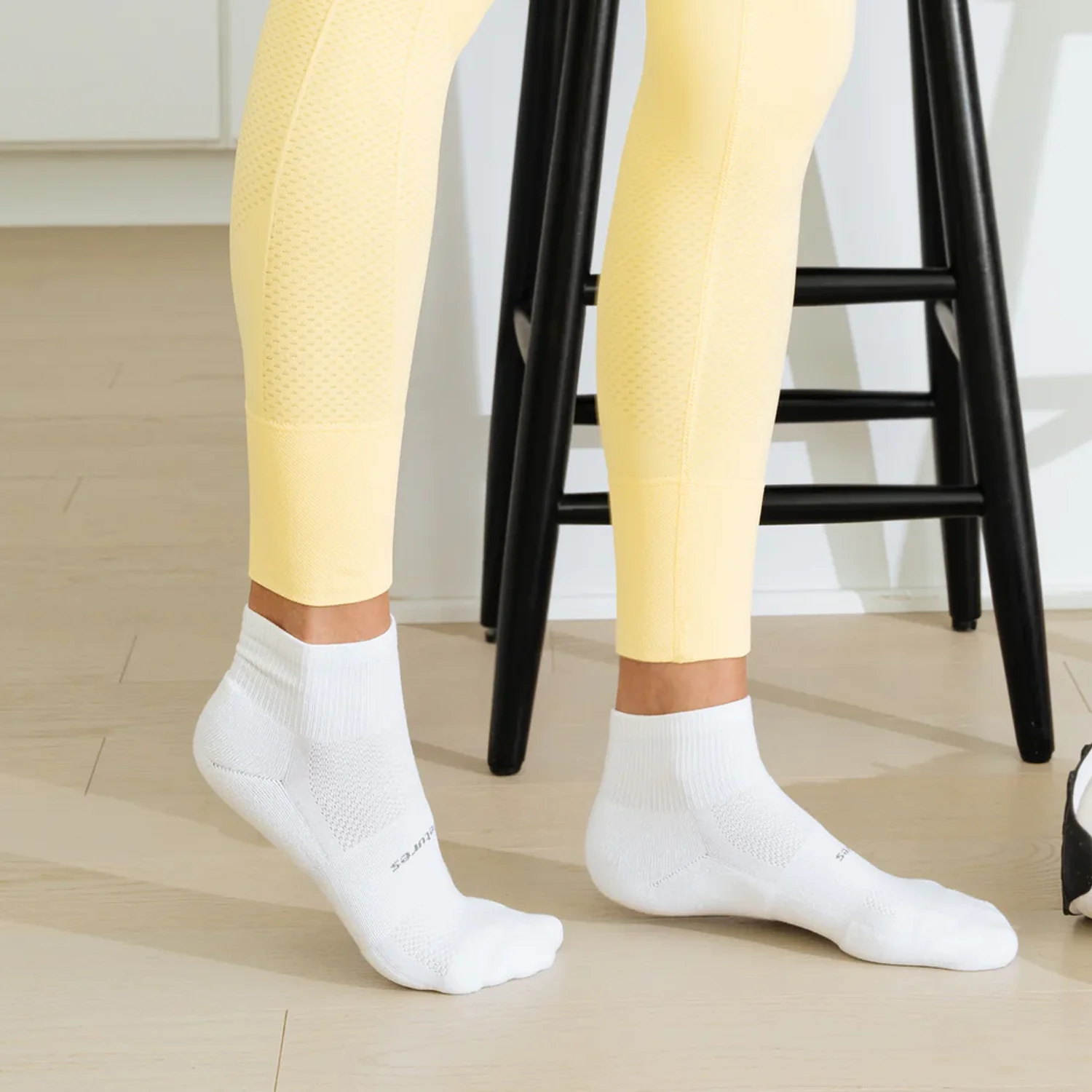 HP Light Quarter - White - Image 3