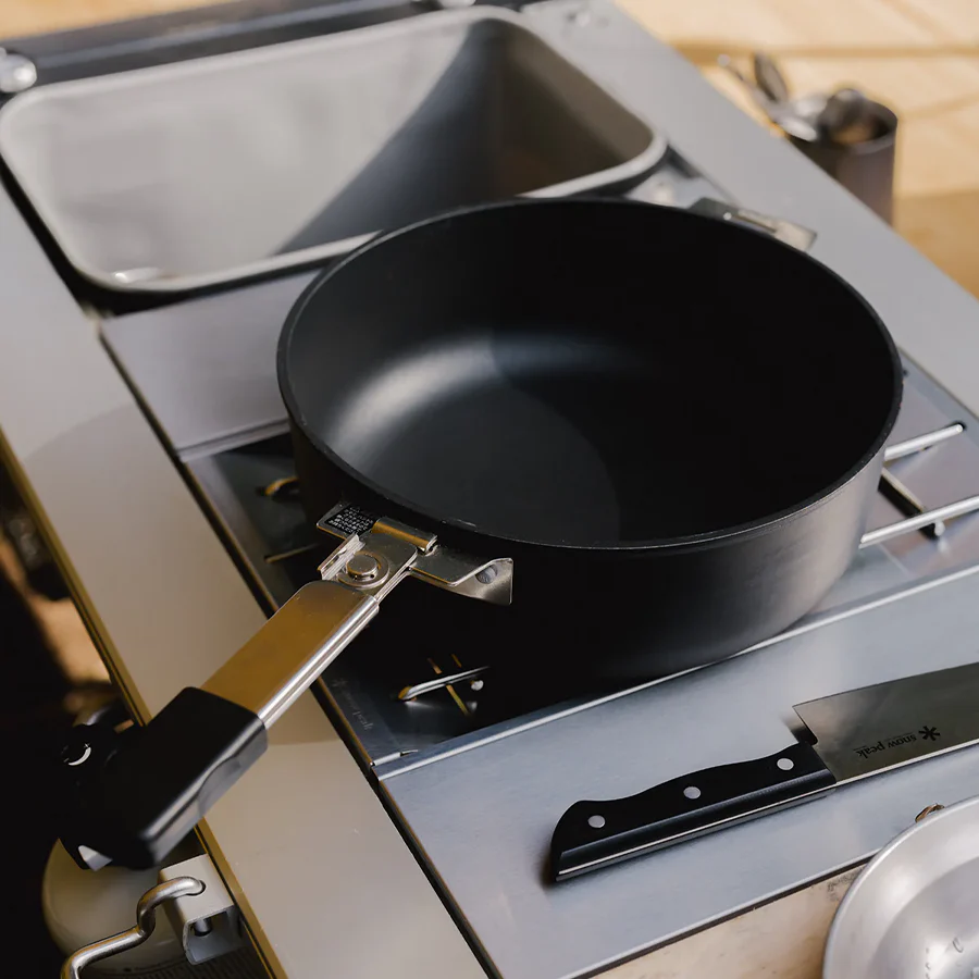 IGT Camp Kitchen Starter Set - Image 3