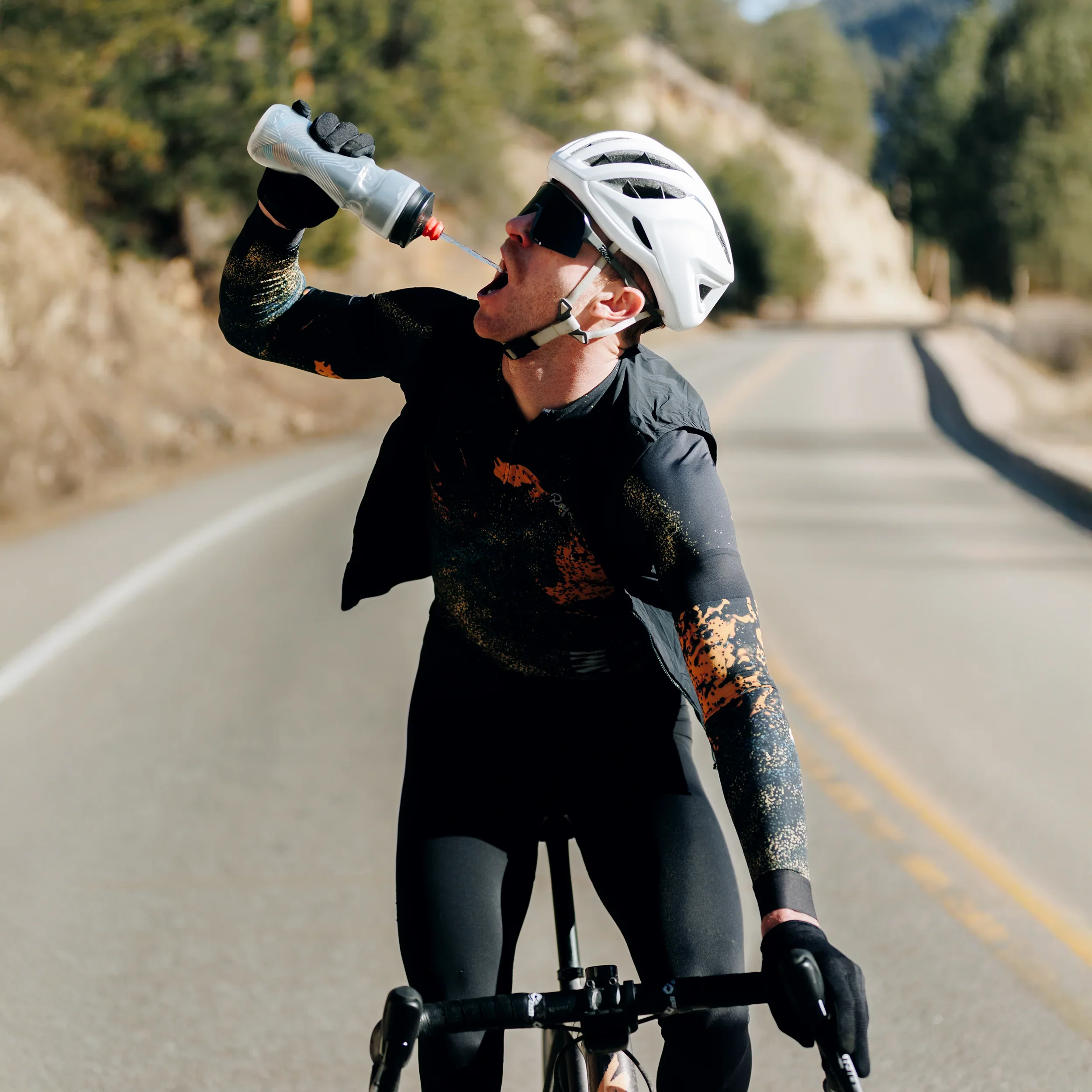 Polar Surge 24oz - Image 11