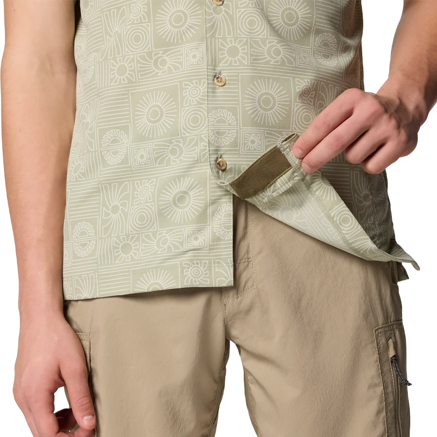 Men's Tech Trail Utility Print Woven Short Sleeve Shirt - Image 8