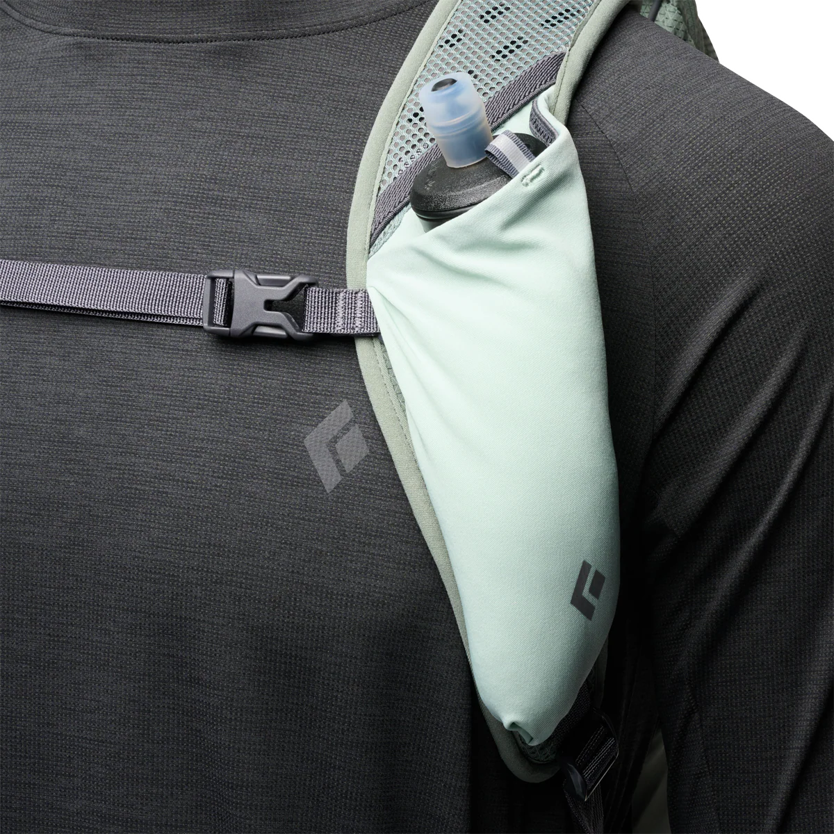 Trail Vista 20 Backpack - Image 15