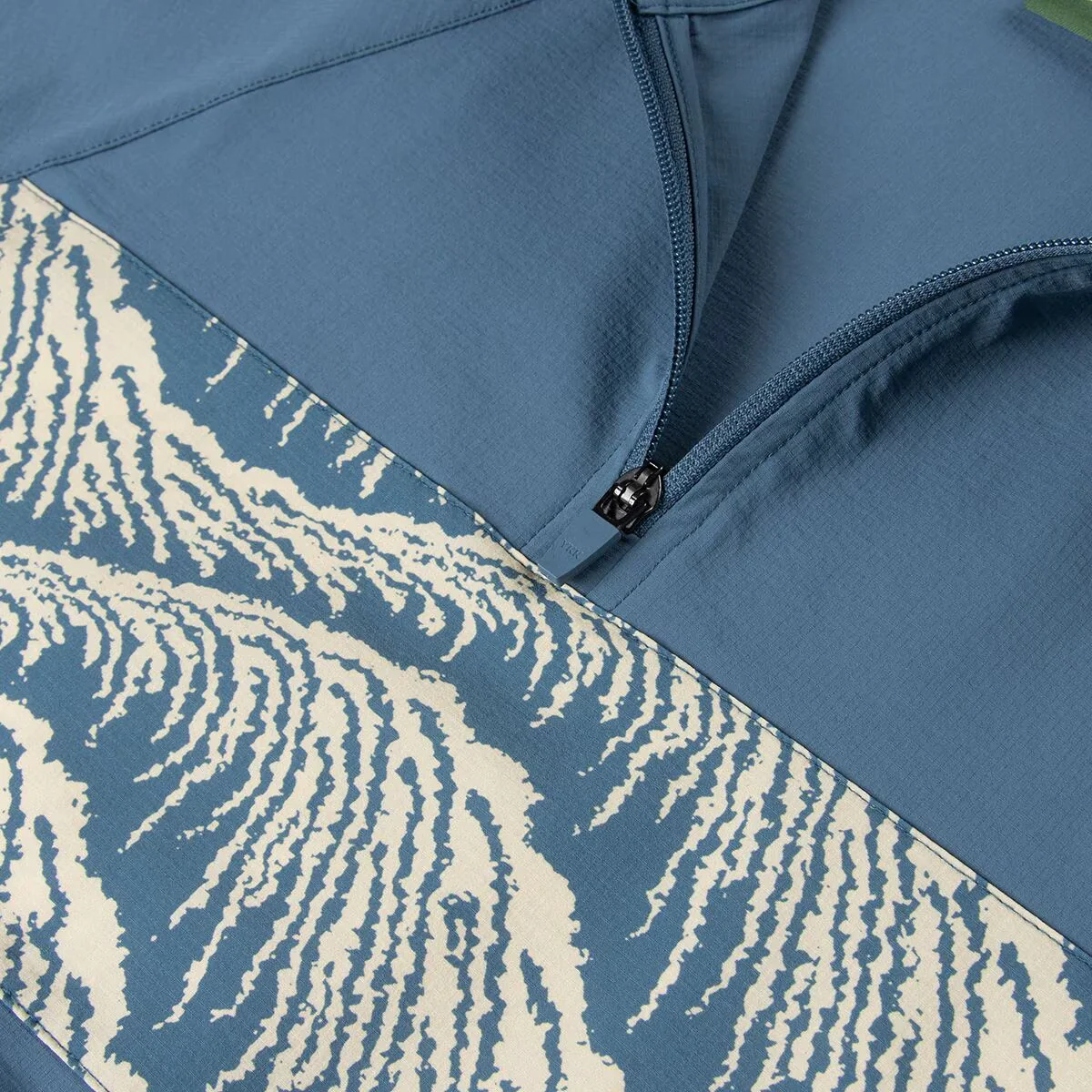 Women's Acadia Waves 1/4 Zip Windbreaker - Image 4