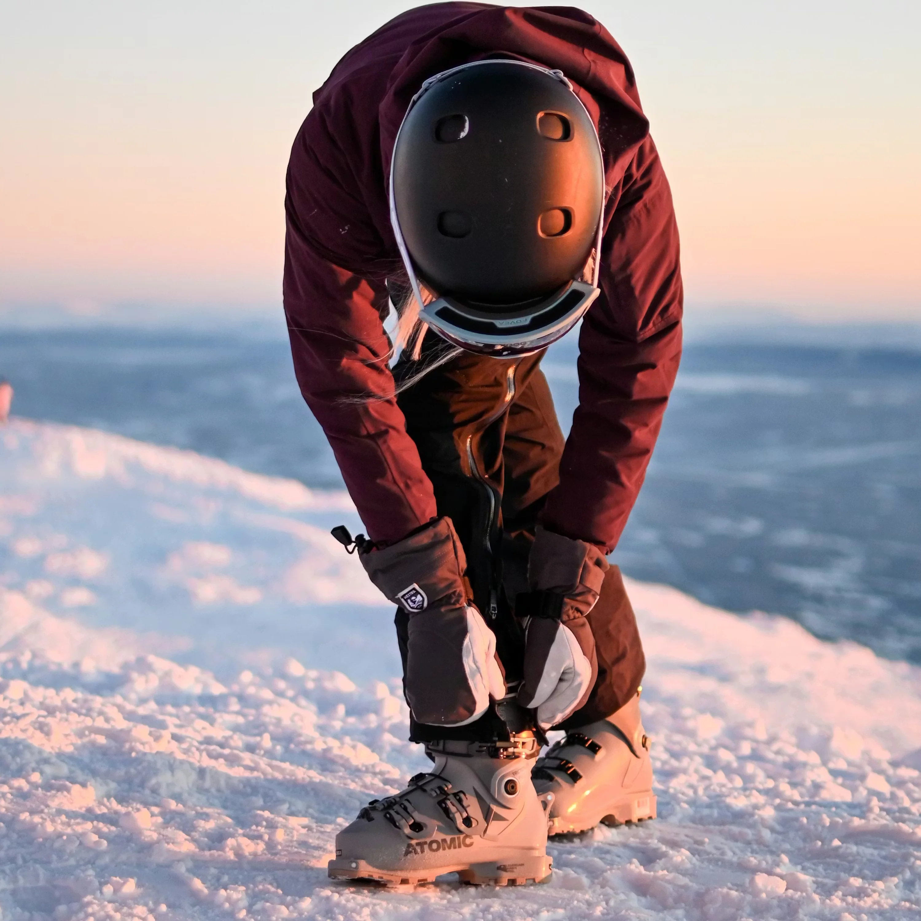 Women's Heli Ski Mitt - Image 6