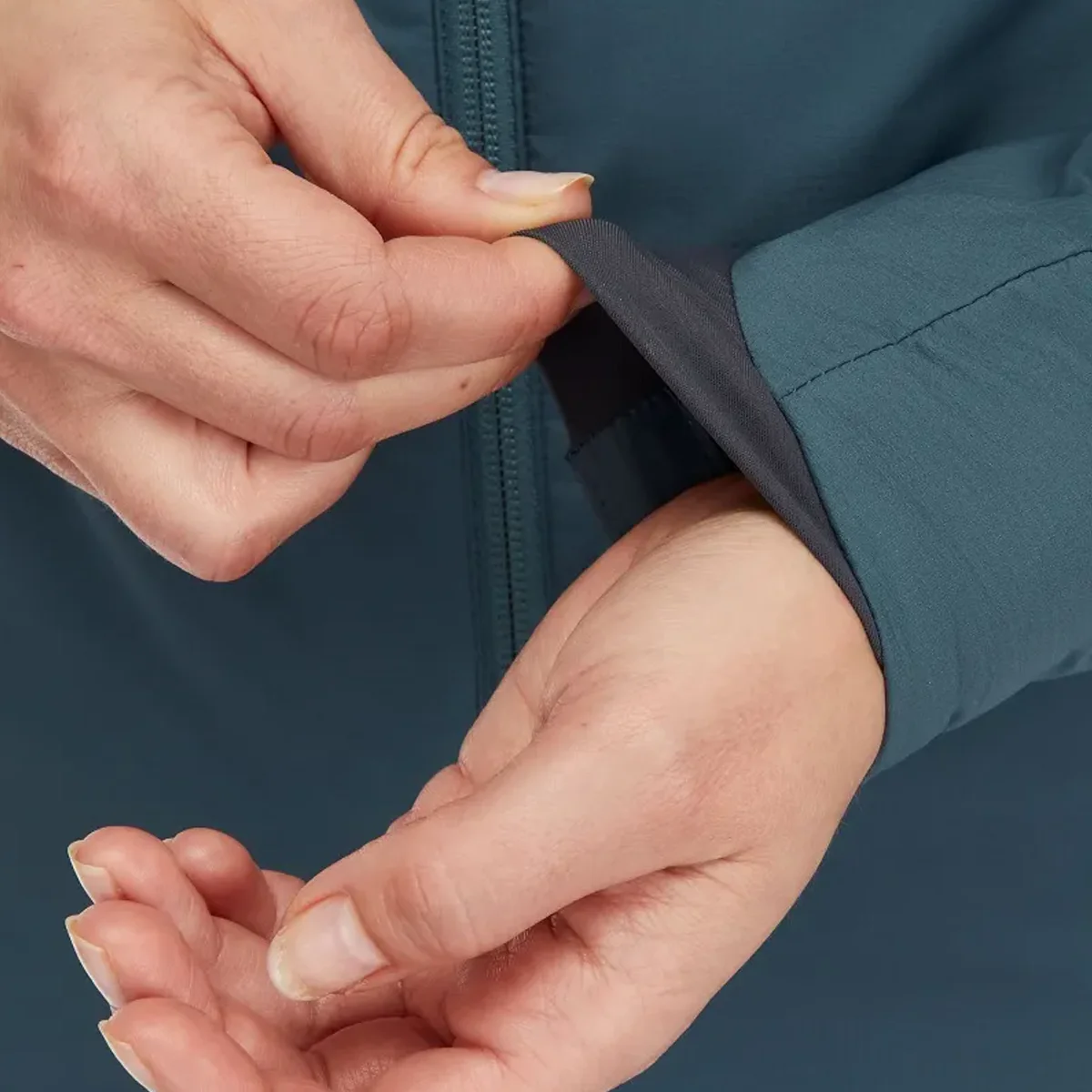 Women's Xenair Alpine Light Jacket - Image 10