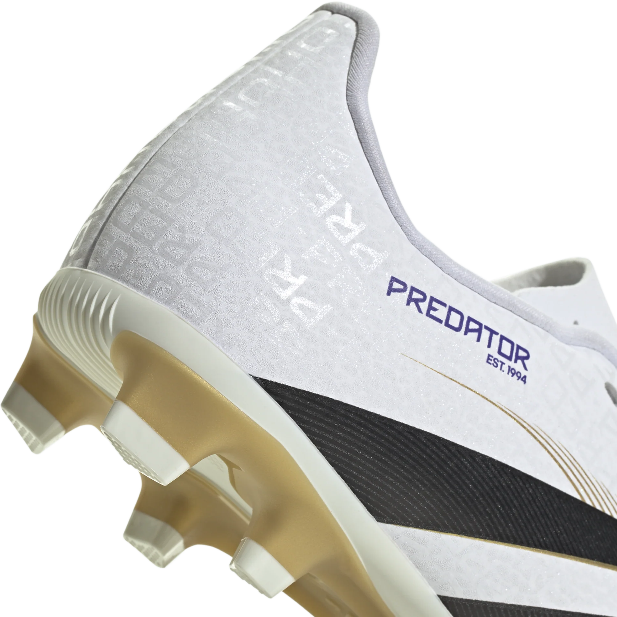 Youth Predator Club FG/MG WC - Image 6