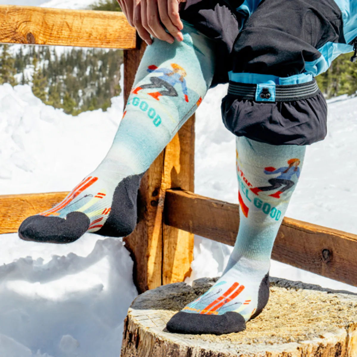 Youth Ski Light Cushion Sleigh Bear OTC Socks - Image 3